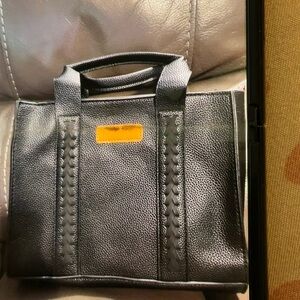 New black leather tote